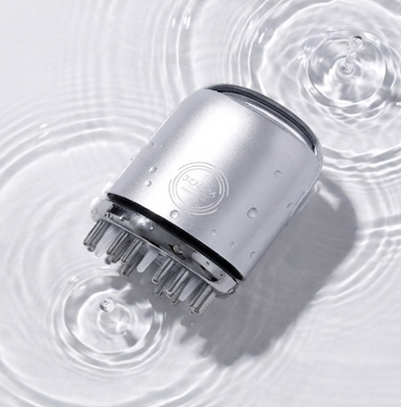 Scalpia Chroma Device in Water